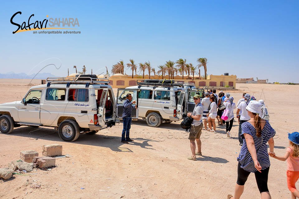 Super Mega Tour Jeep and Quad Bike in Hurghada Desert