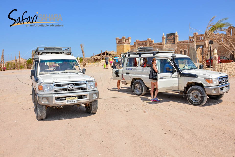 Private Jeep Adventure to Sahara Park Hurghada
